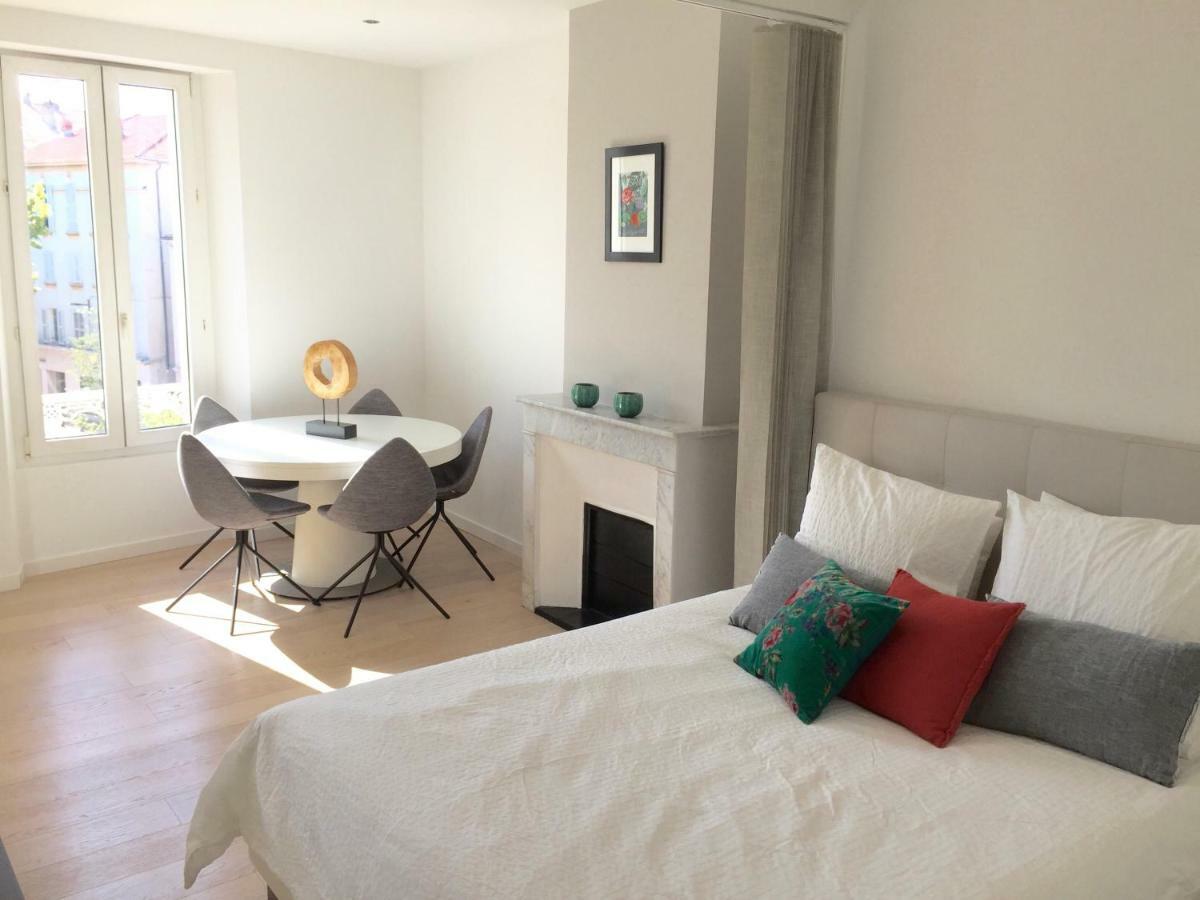 Bright & Modern Apartment In The Heart Of Antibes Zewnętrze zdjęcie