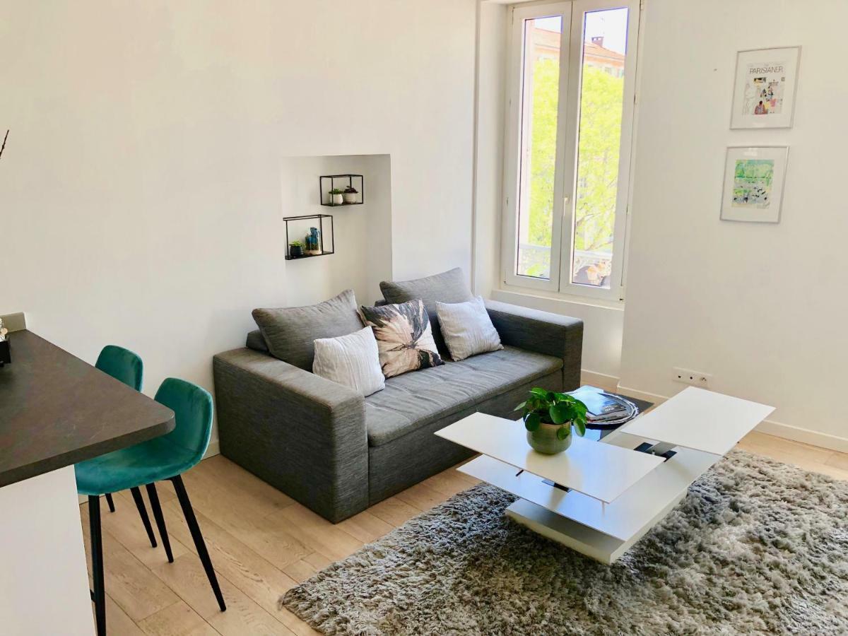 Bright & Modern Apartment In The Heart Of Antibes Zewnętrze zdjęcie